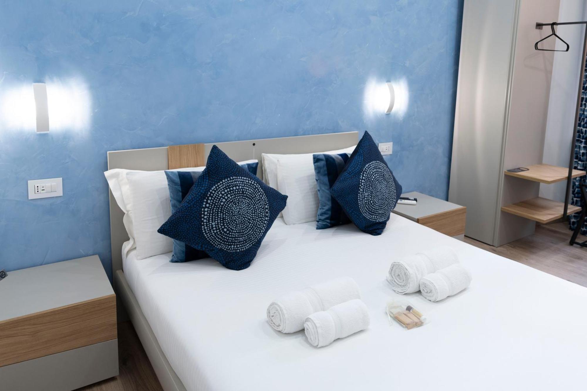Catone Luxury Rooms Roma Dış mekan fotoğraf